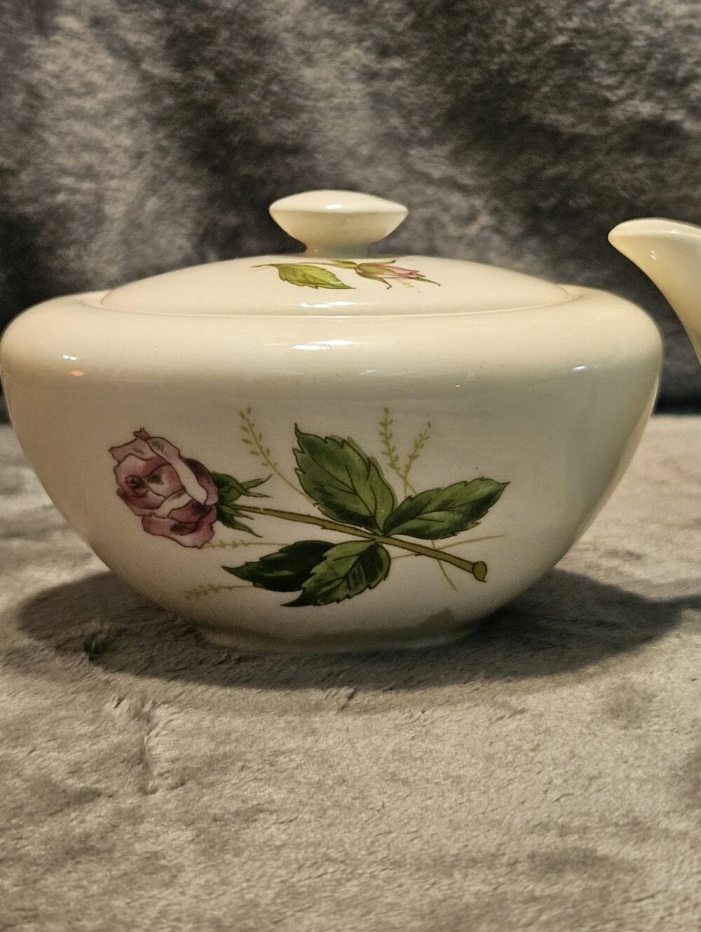 Knowles vintage covered
